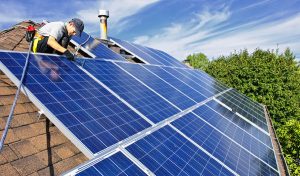 Service d'installation de photovoltaïque et tuiles photovoltaïques à Cruas